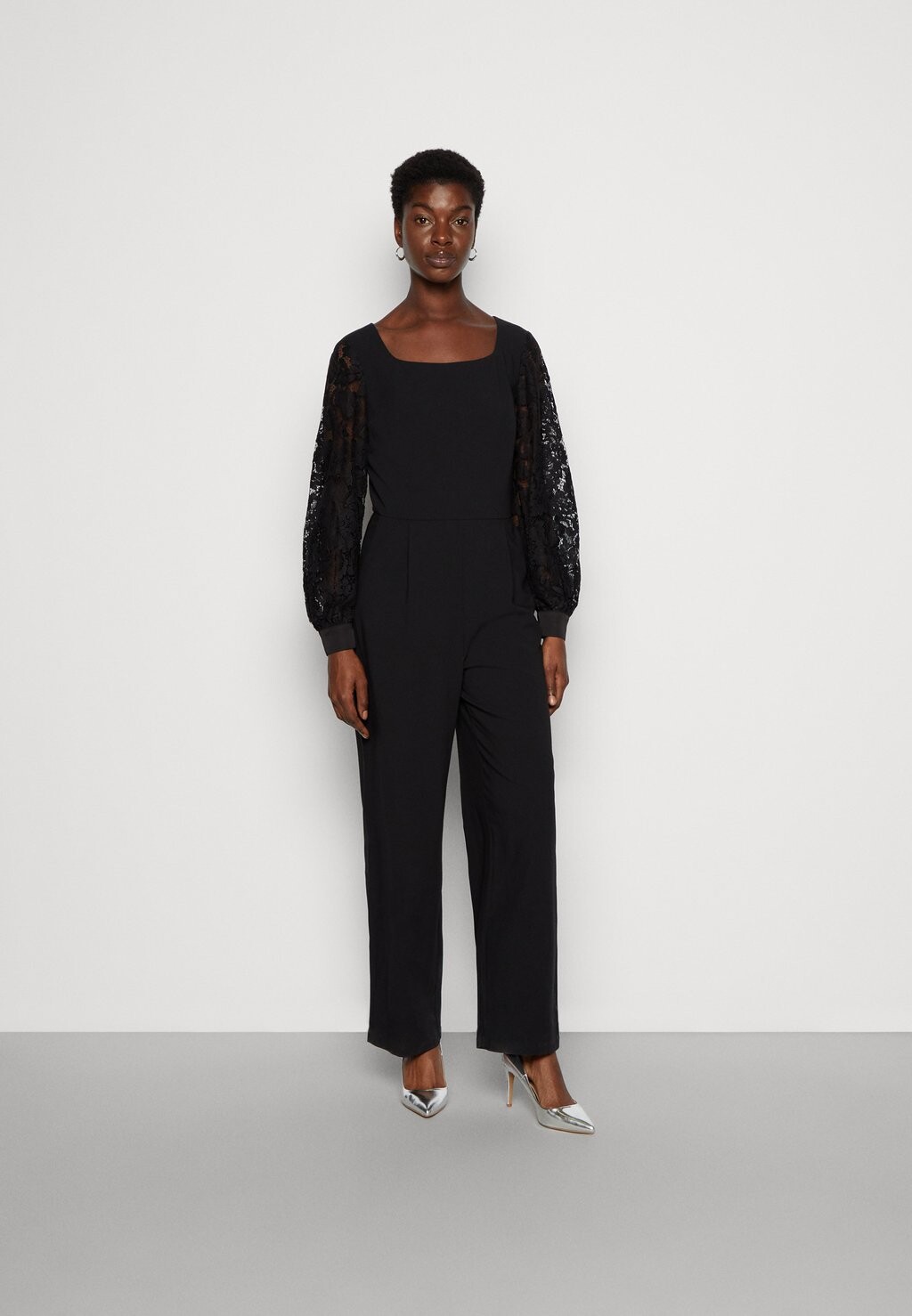 

Комбинезон Esprit, черный