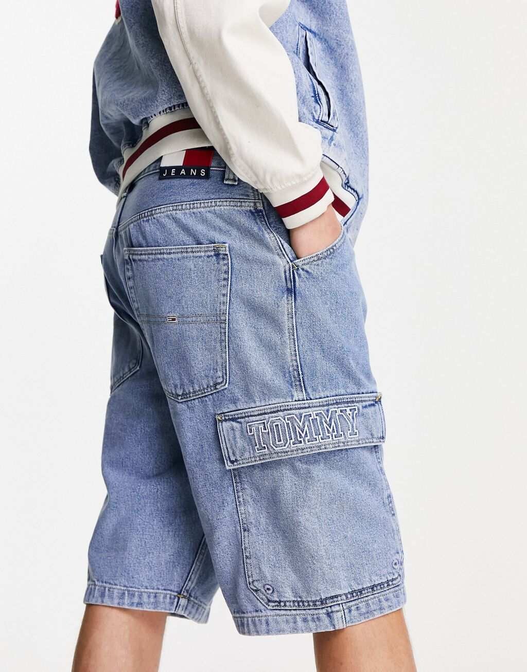 

Мешковатые шорты карго Tommy Jeans Aiden из денима средней степени стирки