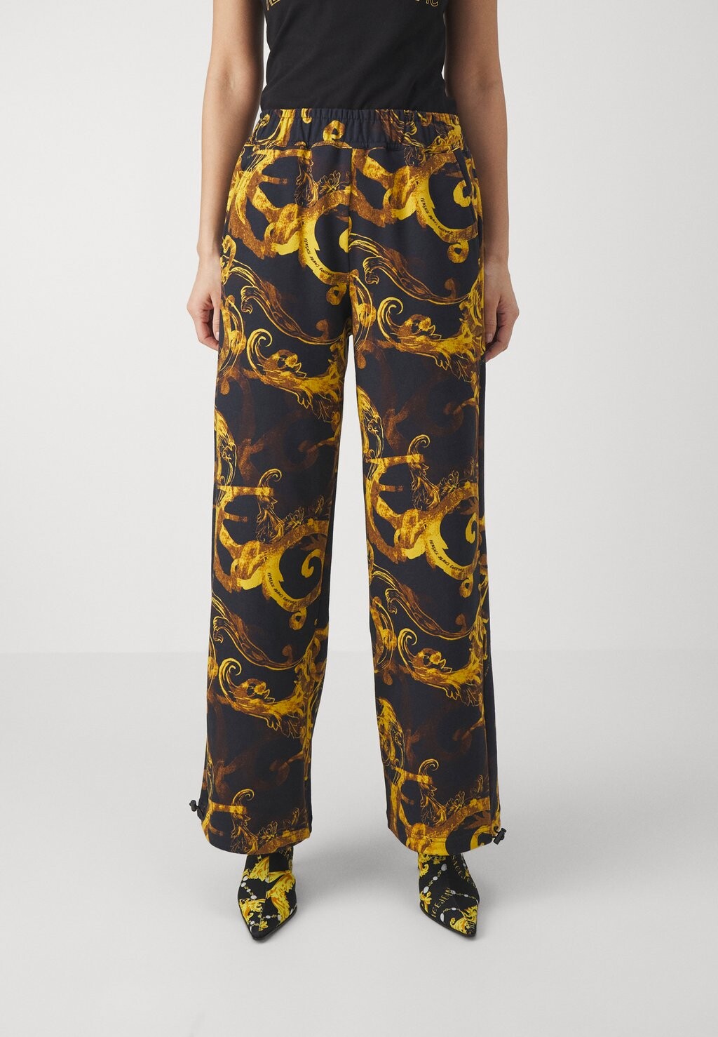 

Спортивные брюки Versace Jeans Couture, черный