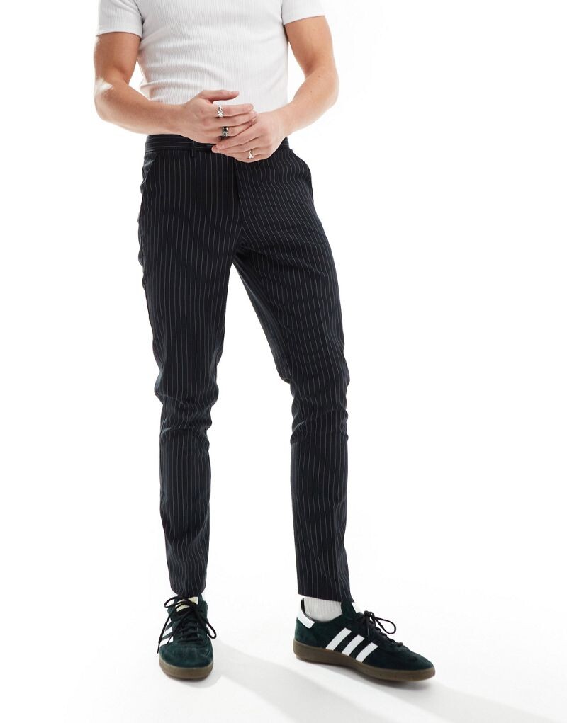 

Черные узкие брюки в тонкую полоску ASOS DESIGN