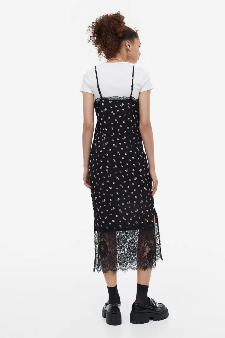 

Платье-комбинезон из крепа с кружевом H&M, черный