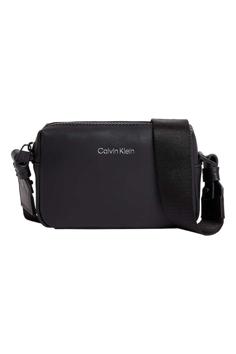 

Сумка с регулируемым ремнем Calvin Klein, черный