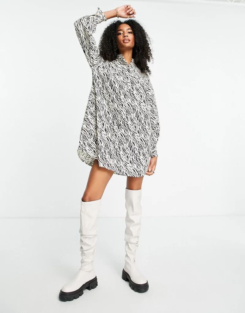 

Vero Moda Aware Мини-платье с высоким воротником и животным принтом