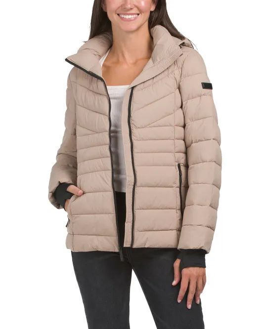 

Складная куртка-пуховик с диагональным швом и капюшоном Bcbgmaxazria, цвет Cream