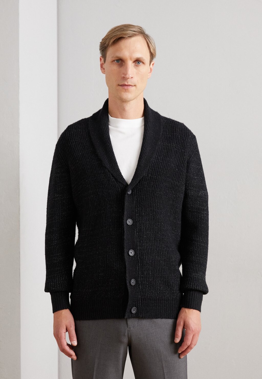 

Кардиган SHAWL COLLAR CARDIGAN Lindbergh, цвет black
