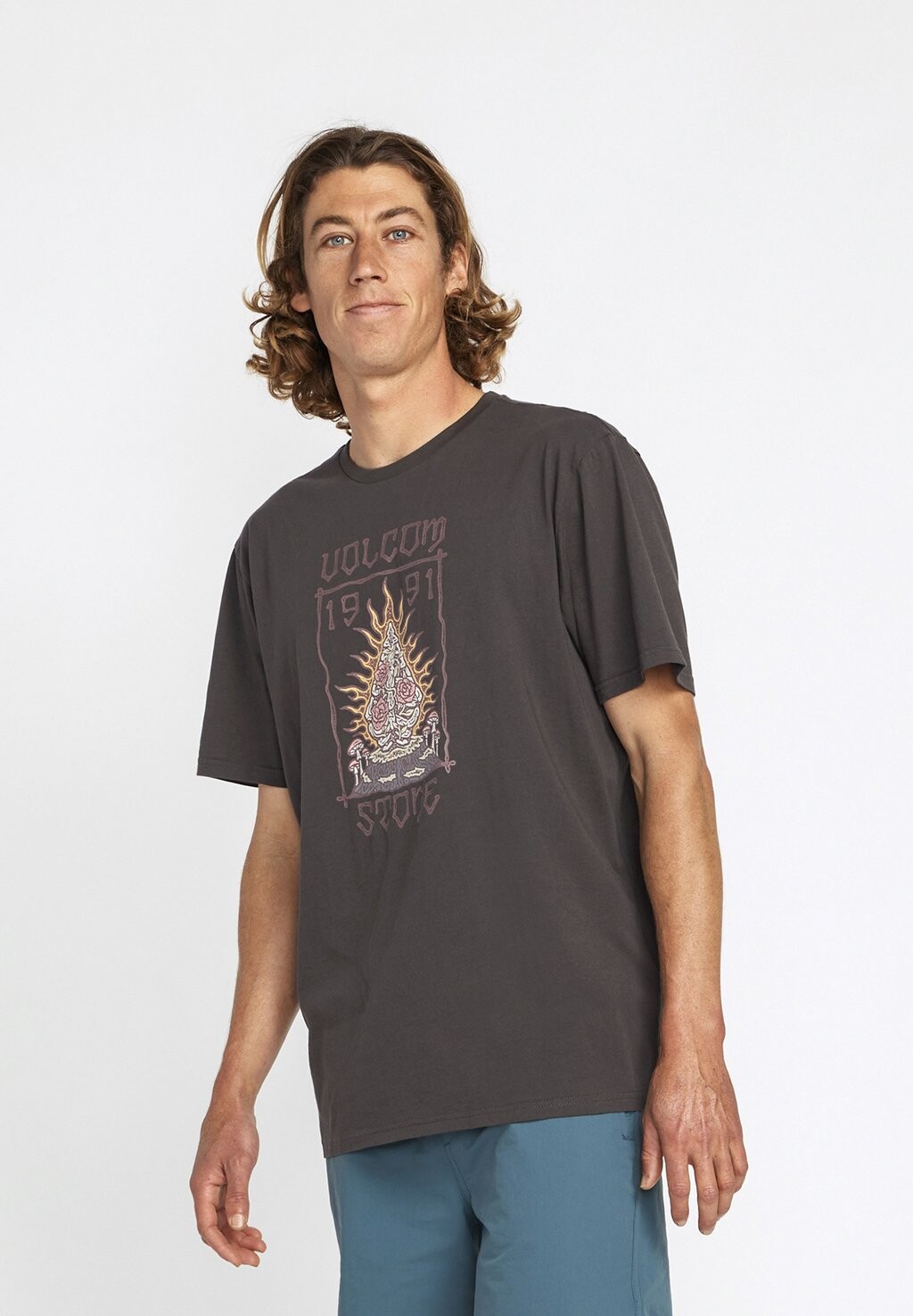 

Футболка с принтом Volcom, черный