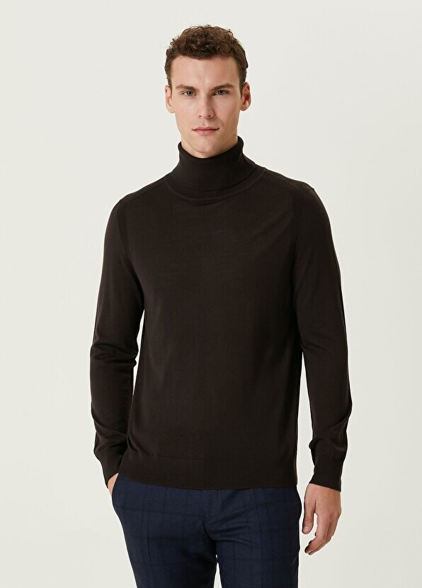 

Коричневый шерстяной свитер с высоким воротником Paul Smith