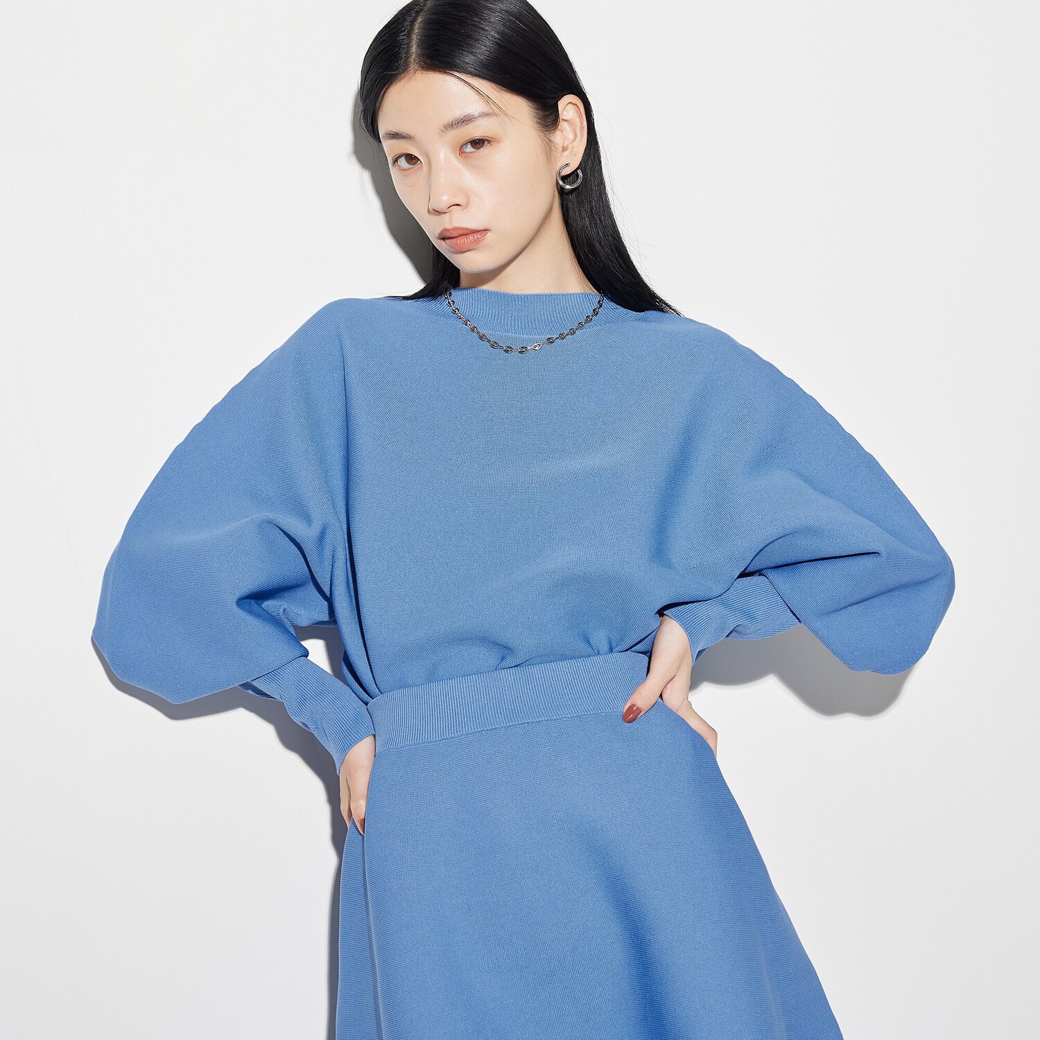 

WHOLEGARMENT Вязаный свитер с объемными рукавами PLST, синий
