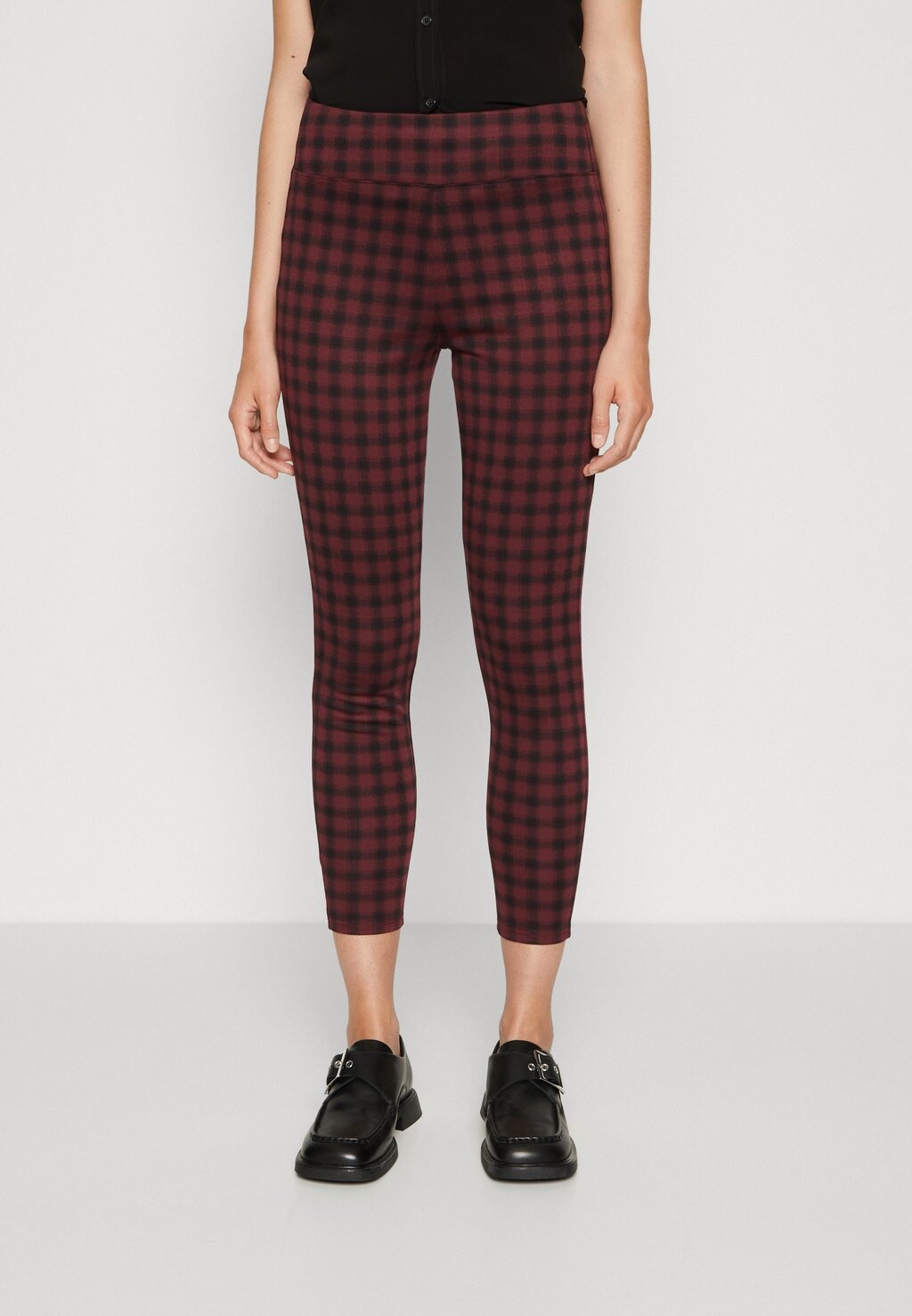 

Леггинсы Plaid GAP, цвет deep garnet red