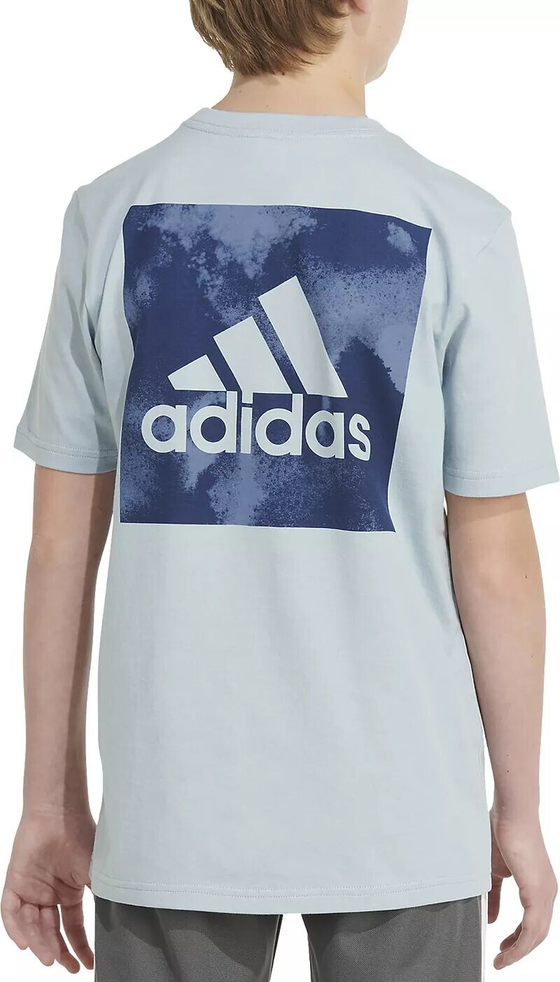 

Футболка с логотипом Adidas Fluidity