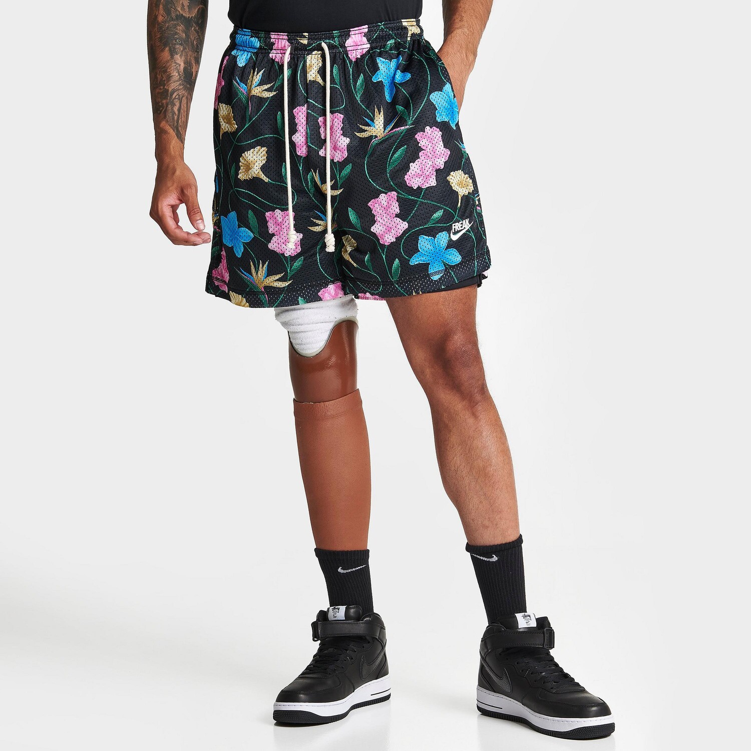 

Мужские двусторонние баскетбольные шорты Nike Giannis Standard Issue Dri-FIT 6 дюймов, черный