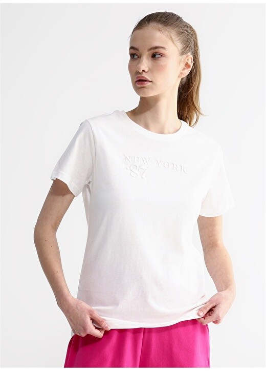 

Белая женская футболка с круглым вырезом и вышивкой Aeropostale, Белый