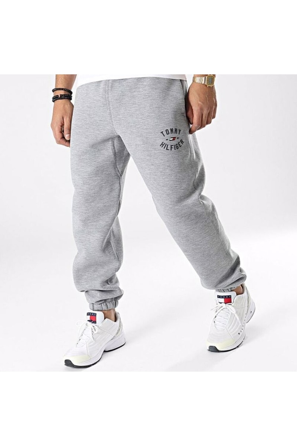 

Спортивный костюм Tommy Hilfiger