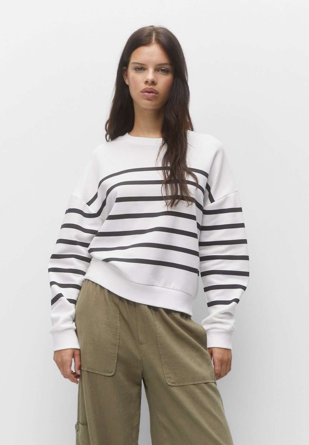 

Толстовка PULL&BEAR