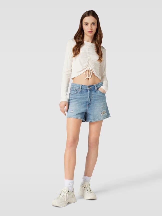 

Джинсовые шорты в разрушенном виде, модель «МАМА» Levi's, светло-синий