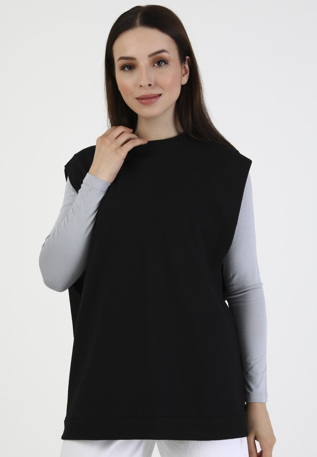 

Толстовка Modanisa, цвет black
