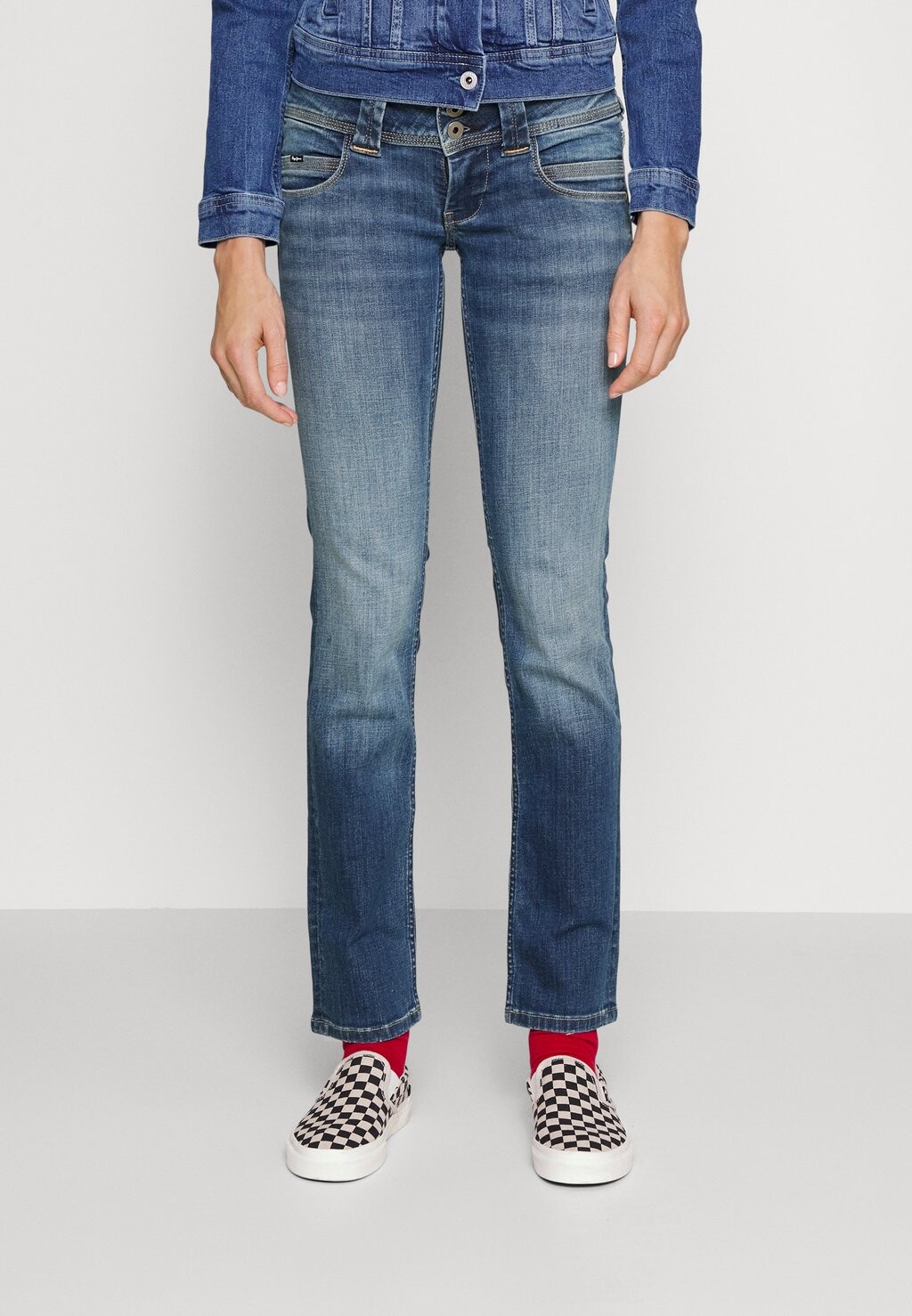 

Джинсы облегающего кроя Pepe Jeans