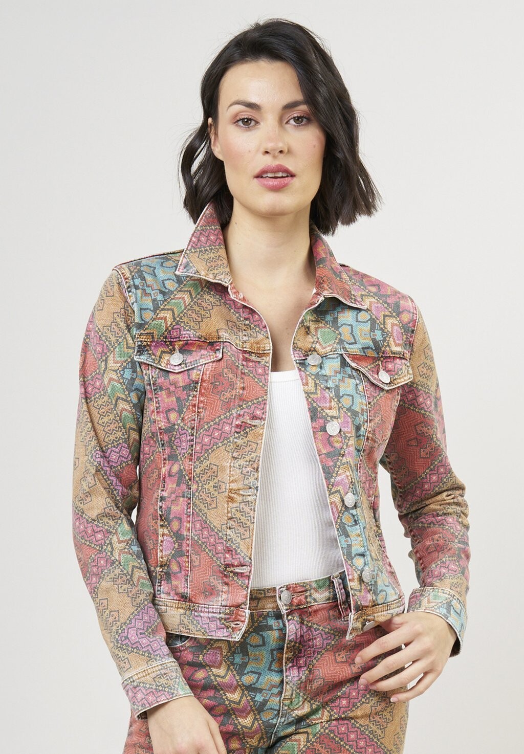 

Джинсовая куртка GIPSY Blue Fire, цвет ibiza print