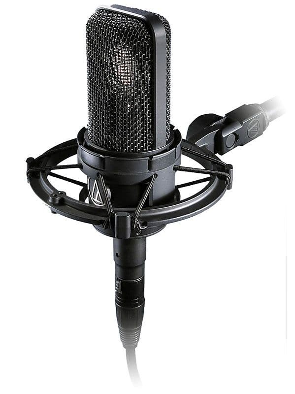 

Студийный микрофон Audio-Technica AT4040 Large Diaphragm Cardioid Condenser Microphone