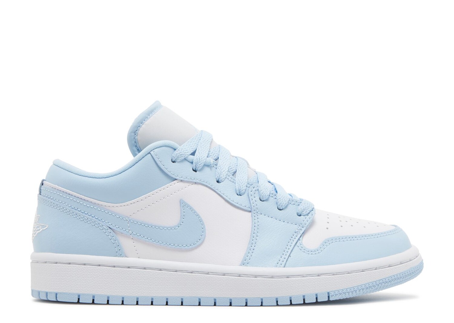 Кроссовки Air Jordan Wmns Air Jordan 1 Low 'Ice Blue', синий кроссовки eric koston x air jordan 1 low sb powder blue синий