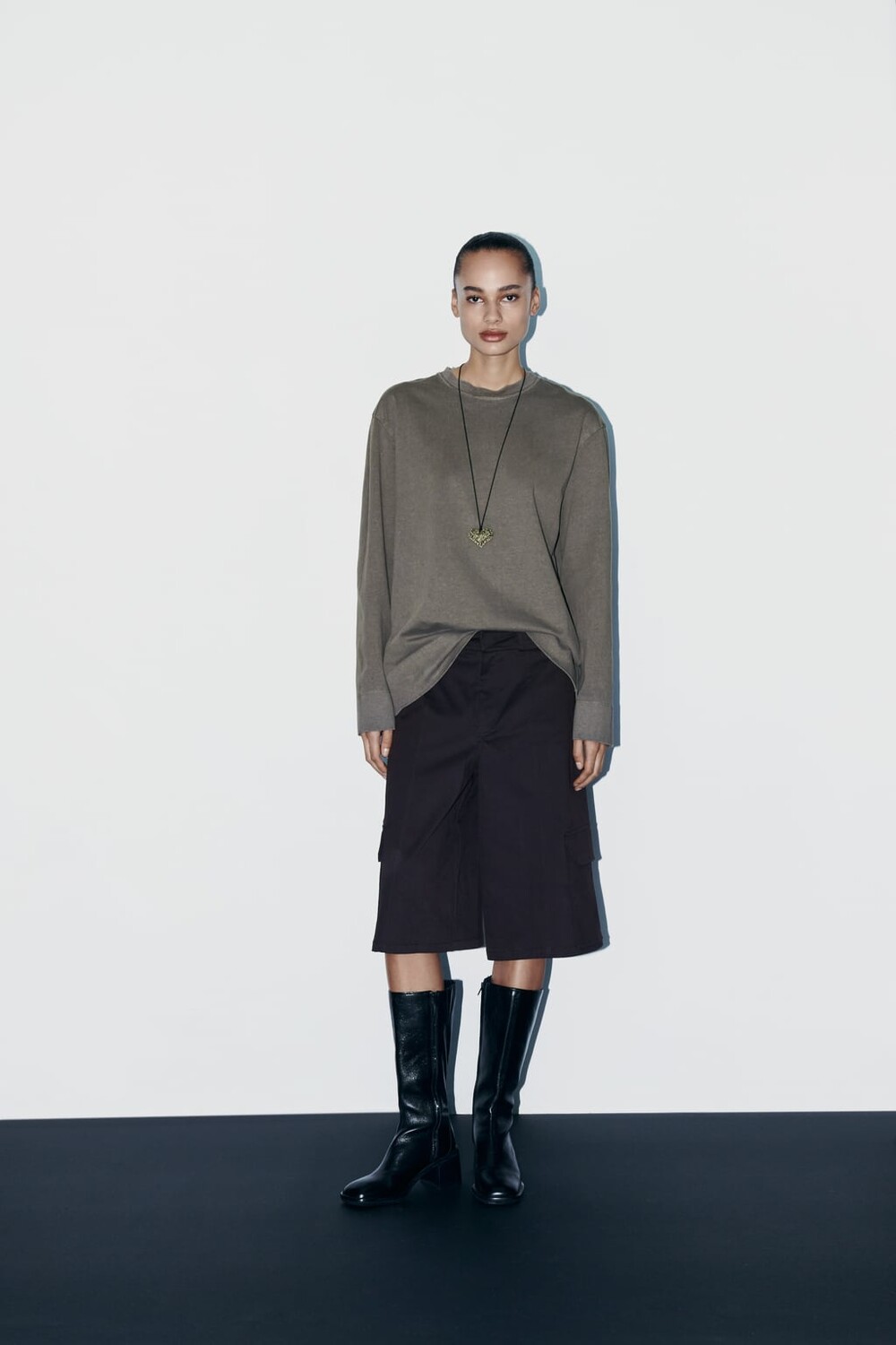 

Футболка оверсайз из плотного хлопка ZARA, серый