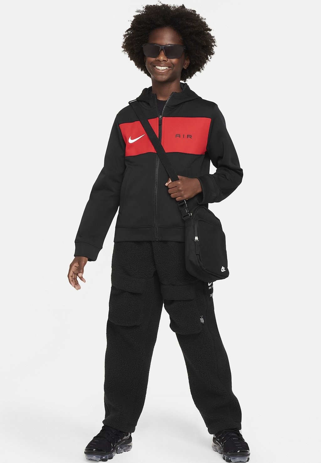 

Толстовка Nike Sportswear, цвет black university red