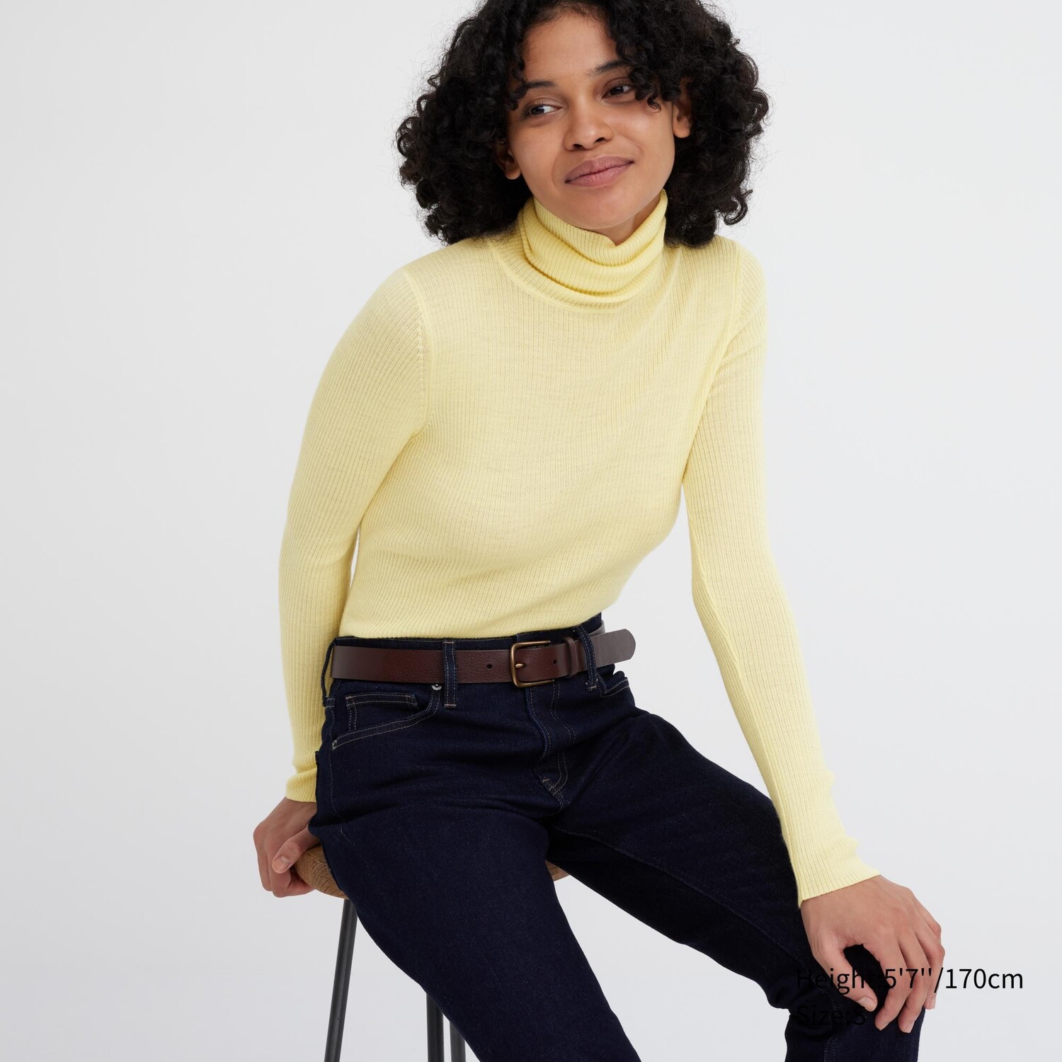 

Джемпер из 100% тонкого мериноса в ребрику UNIQLO, желтый