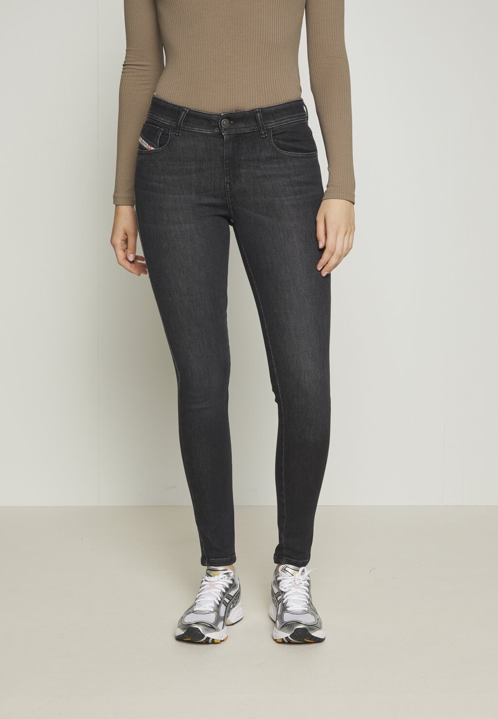 

Джинсы Skinny Fit Diesel, черный/темно-серый