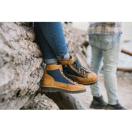 

Легкие ботинки женские Danner, цвет Cascade