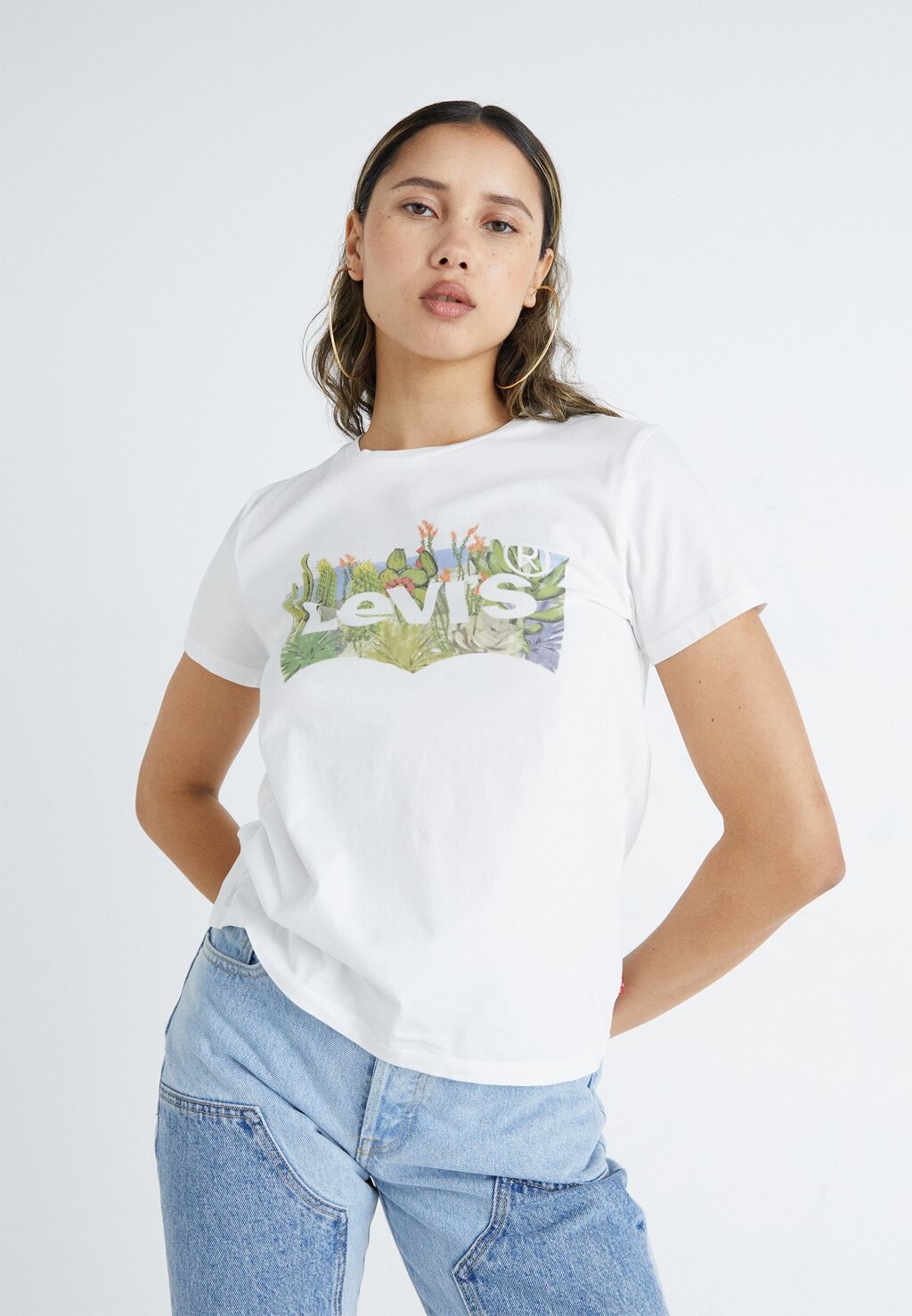

Футболка с принтом THE PERFECT TEE Levi's, цвет bright white