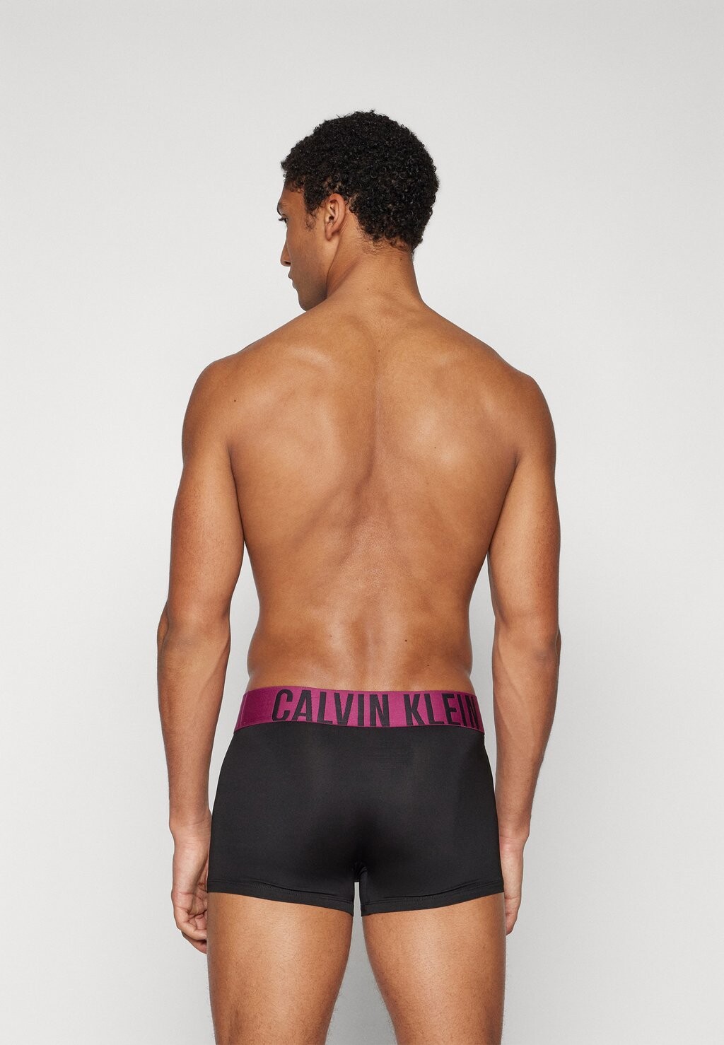 

Трусы INTENSE POWER TRUNK 3 PACK Calvin Klein, черный