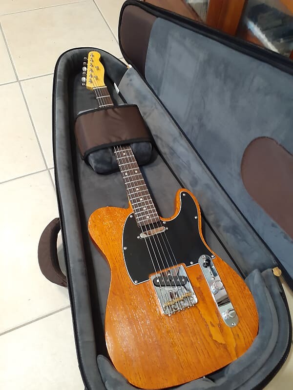 

Электрогитара Fender Telecaster 2023 - Amber Partscaster