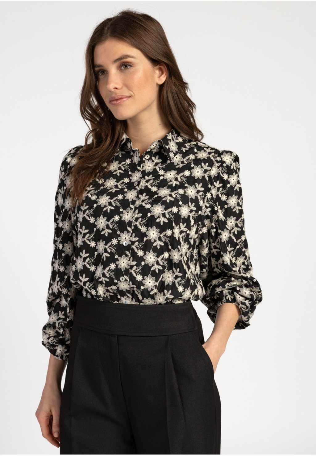 Блузка-рубашка LIEN CO 547 Aaiko, цвет black