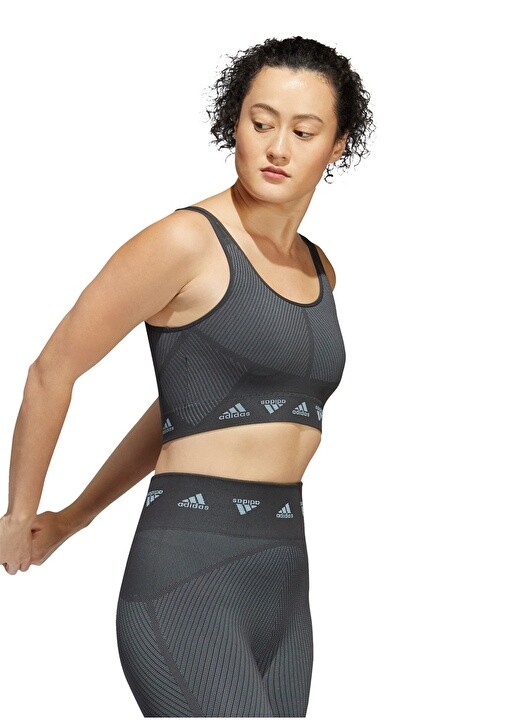 

Однотонный женский спортивный бюстгальтер с круглым вырезом Adidas