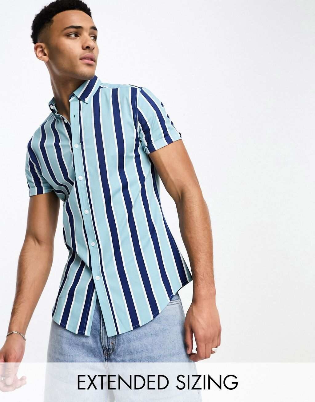 

Узкая эластичная рубашка в синюю полоску ASOS DESIGN