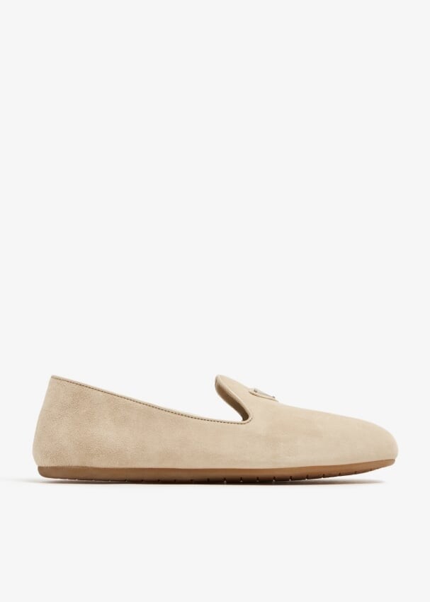 

Лоферы Prada Suede, бежевый