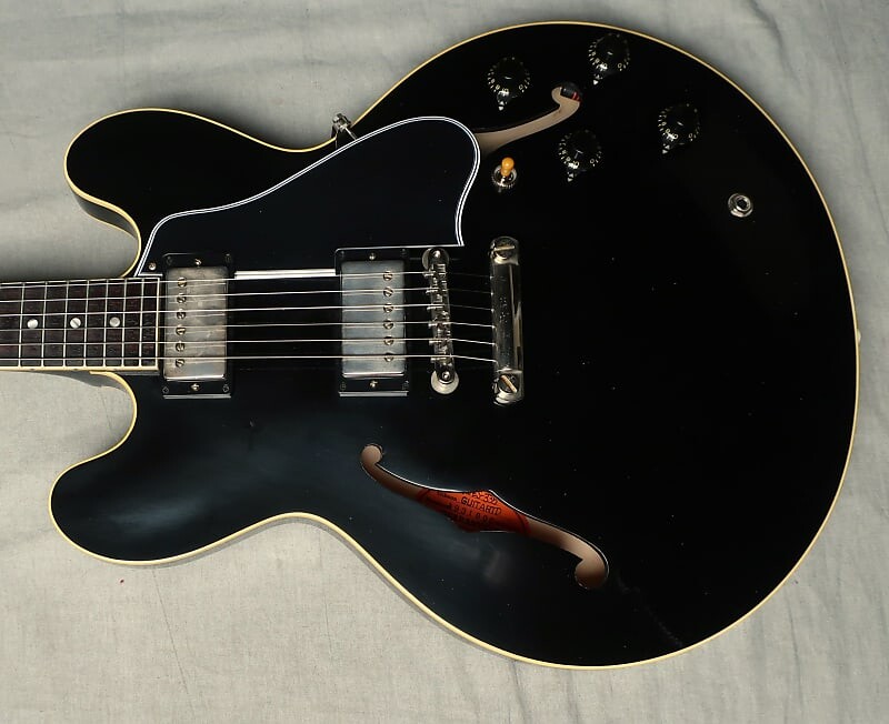 

Электрогитара Gibson 1959 ES-335 Reissue Ultra Light Aged 2023 Ebony