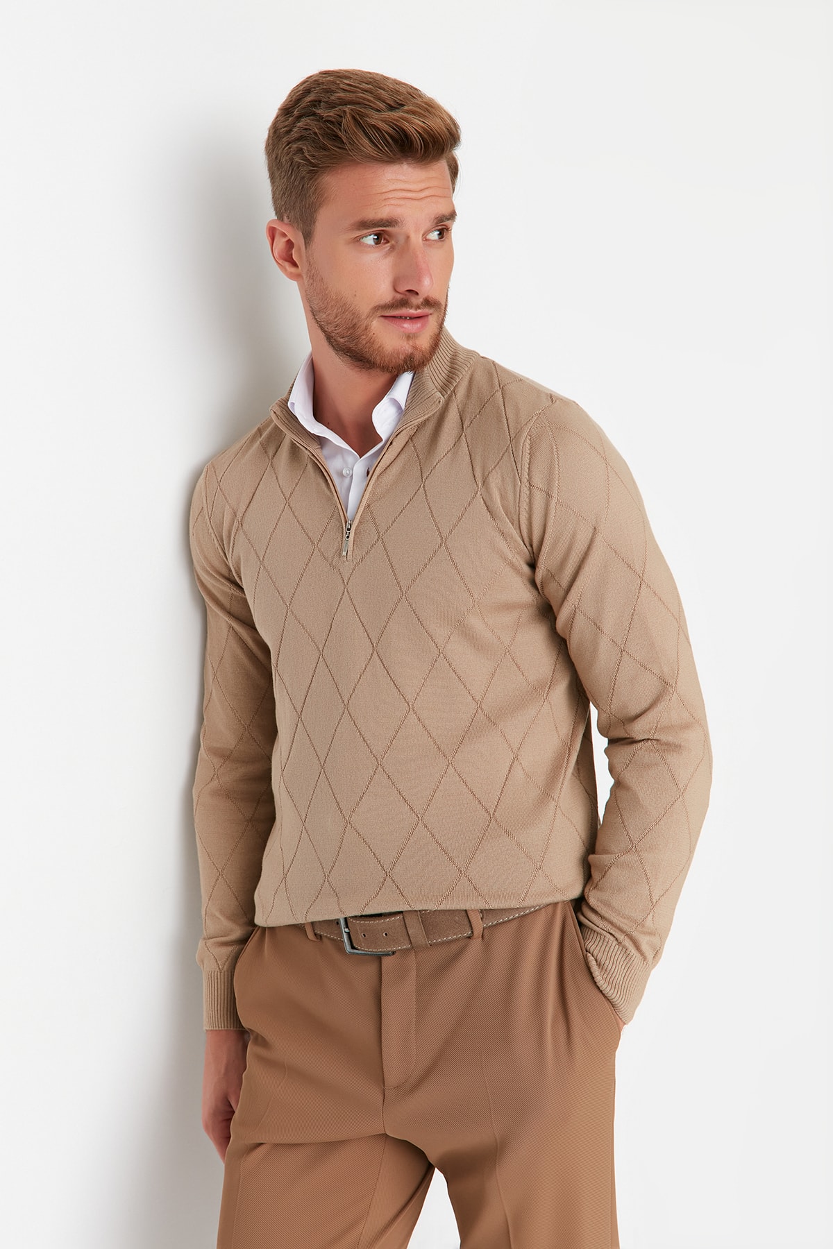 Свитер Trendyol облегающий с воротником-молнией, светло-коричневый fracomina свитер светло коричневый s