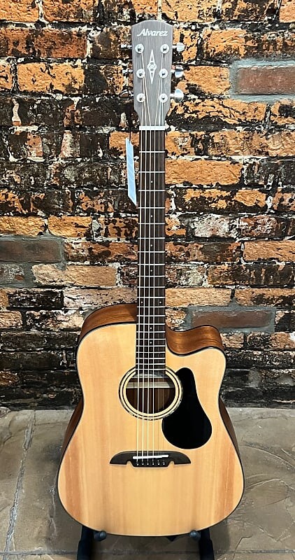 цена Акустическая гитара Alvarez AD30CE Artist 30 Dreadnought Acoustic - Natural with Electronics