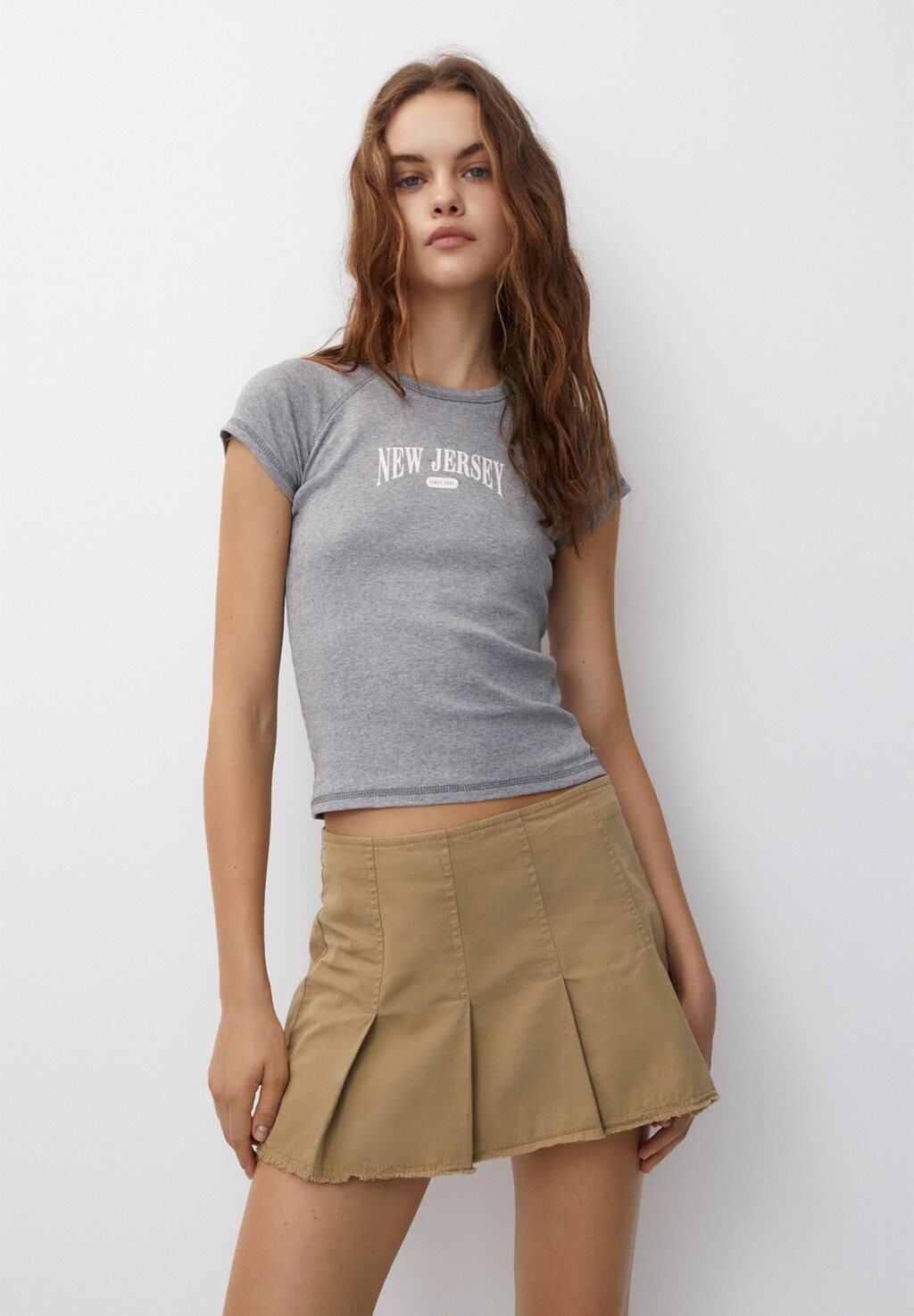 

Футболка с принтом Graphic Raglan Sleeve PULL&BEAR, цвет grey