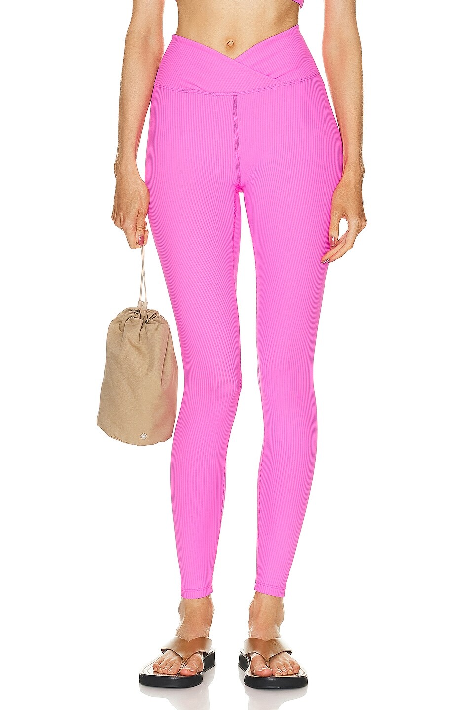 

Леггинсы Year Of Ours Ribbed Veronica Legging, цвет Malibu Pink