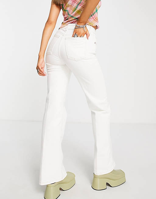 Белые свободные расклешенные джинсы Topshop джинсы расклешенные высокая посадка 25 32 синий