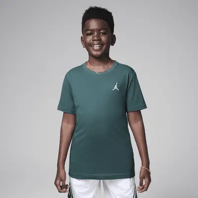 

Футболка Jordan Big Kids' Jumpman Air Embroidered T-Shirt, цвет Oxidized Green