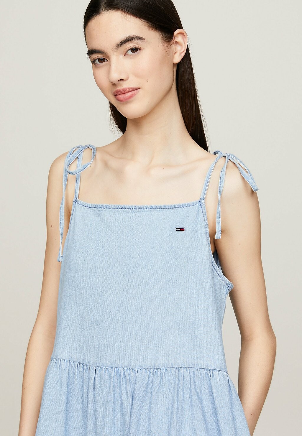 

Джинсовое платье CHAMBRAY Tommy Hilfiger, цвет Denim Medium