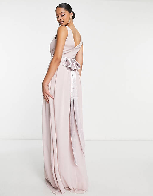 

Розовое платье макси с бантом на спине TFNC Tall Bridesmaid, Розовый