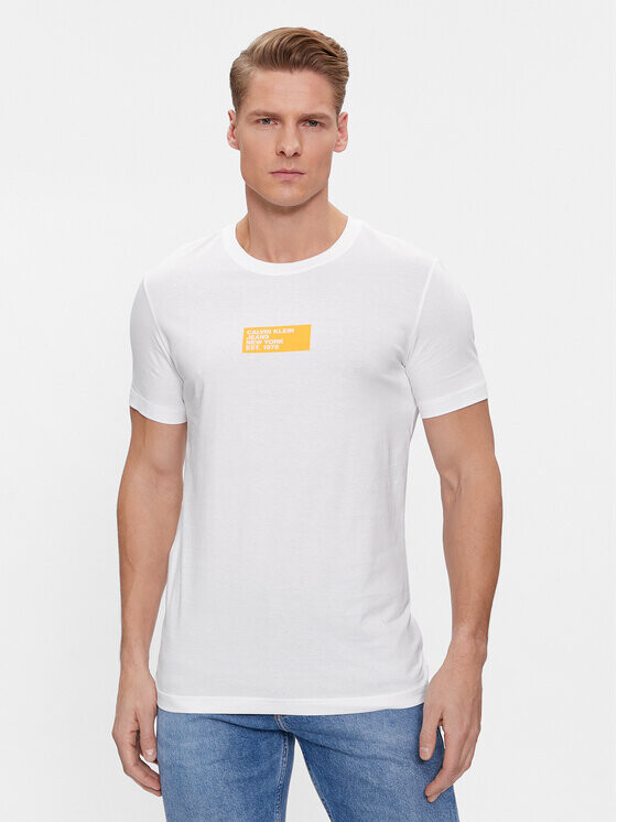 

Футболка стандартного кроя Calvin Klein, белый