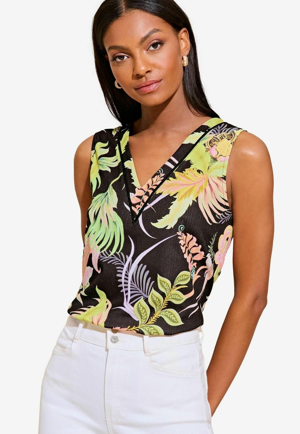 

Топ SLEEVELESS REGULAR FIT Lipsy, зеленый