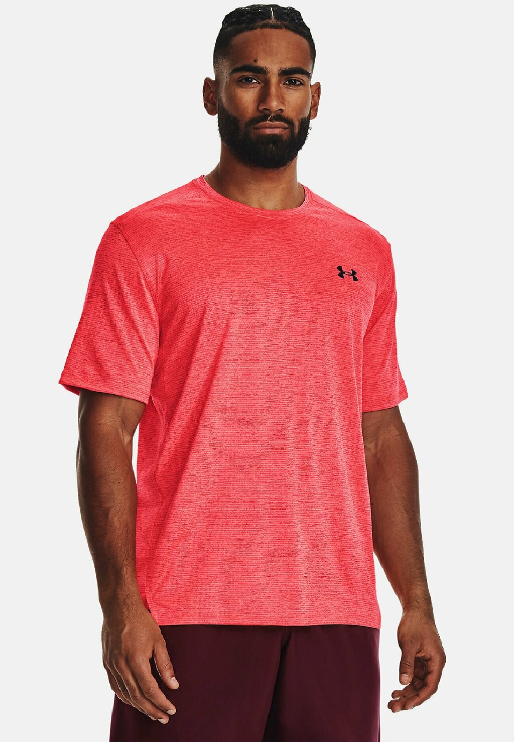 

Спортивная футболка TECH VENT Under Armour, бета
