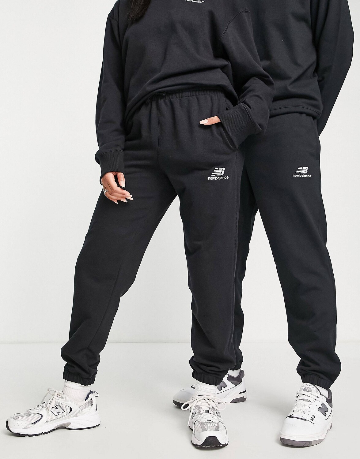 

Черные джоггеры унисекс с логотипом New Balance, Черный