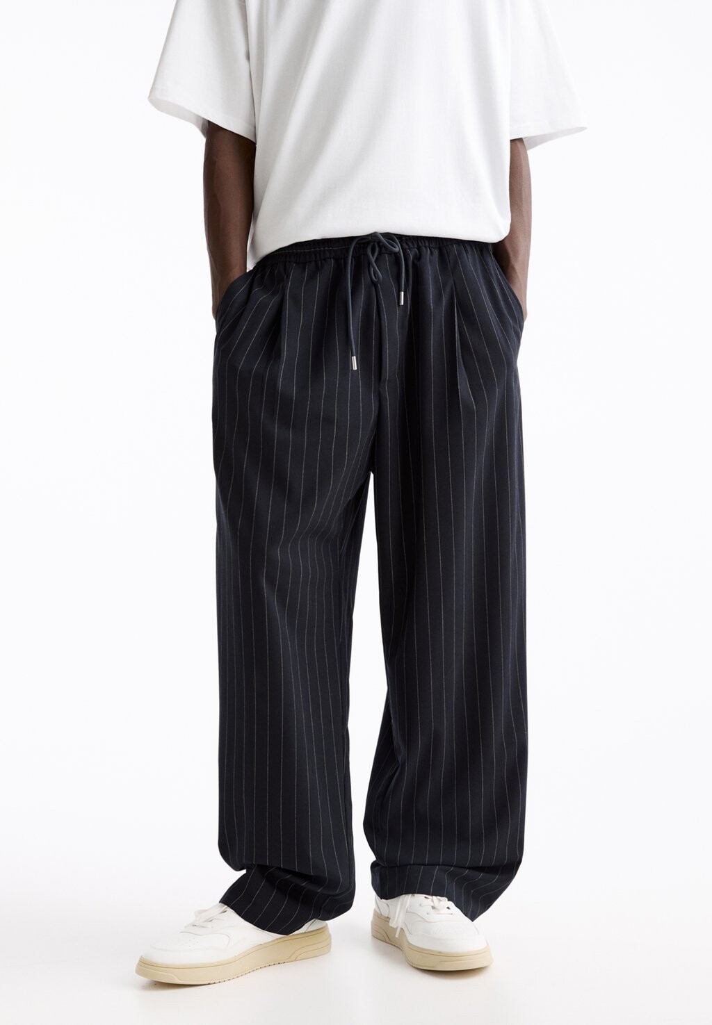 

Брюки PINSTRIPE PULL&BEAR, цвет dark blue